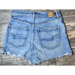 American Eagle 90s Highest Rise Boyfriend Denim Shorts‎ Size 8 Frayed Hem Beach Blue Photo 1