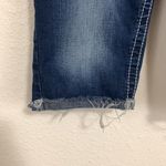 Amethyst Jeans Amethyst Juniors' Size 7 Blue Denim Thick Stitch Bermuda Shorts Photo 4