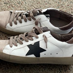 ShuShop Cream and Tan Sneakers with Black Star White Size 8.5 Photo 0