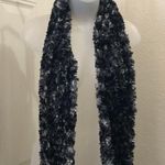 2000s Y2K black white grey faux fur fuzzy soft scarf #goth grunge gorpcore streetwear boho #cottagecore #fairycore #hippie #indie country western Photo 2