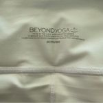 Beyond Yoga NWT  Spacedye Hot Shot Circle‎ Skirt Size 3X in White Photo 2