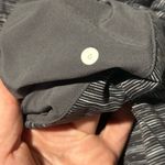 Lululemon On The Fly Pant Size 6 Stripped Photo 3