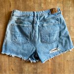 American Eagle  Mom Short Distressed Ripped High Rise Denim Shorts Size 2 Photo 4
