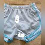 Nike‎ Tempo Dri Fit Women’s Sz S Light Gray/Lt Blue Athletic Shorts Gray Photo 9