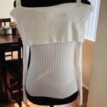 Women’s White Pearl Embellished Sweatshirt sz M Size M Photo 4