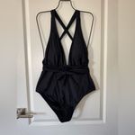 Cupshe  Women's Stripe Bikini Bowknot Shirred Swimsuit Large L NWT Photo 1