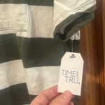 Time And Tru NWT   womens striped short  sleeve shirt size large (12/14) . Photo 3