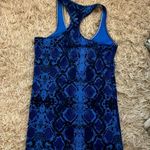 Lululemon athletica Blue Snake Print Tank Top size 8 Photo 1