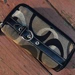 Kohls NWOT Classy Large Double Wallet Photo 0