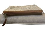 Darzzi womens light gray chunky yarn crochet bag clutch purse pouch leather trim Photo 2