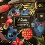 Lounge Fly  Disney Bag Photo 3