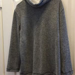 FINAL MARKDOWN Ladies East west top large Black Photo 0