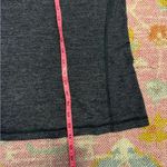 Lululemon grey athletic shirt *accurate sizing on measurements* Size M Photo 5