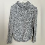 Gap  Cable Knit Turtleneck Sweater Gray S Distressed Chunky Oversized Knit Cozy Photo 3