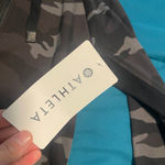 Athleta triumph printed camo hoodie S Photo 2