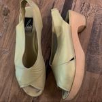 Charles Jourdan Women Shoes 100% Leather Beige Tan Wood Wedge 7.5 Size undefined Photo 1