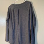 Under Armour Heat Gear Logo Blouse Women Size Medium Grey Photo 2