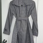 Jones New York trench coat/rain coat Photo 3