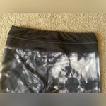 Danskin  black and white tyedye capris cropped leggings size xsmall with strings Photo 9