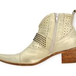 Spiral | Size 9 | VINTAGE Cream Studded Buckle Strap Leather Pointed Toe Booties Gold Photo 4