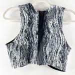Lululemon Zip Back Crop Sports Bra Workout Top Black White 10 Photo 2
