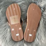 Aerie EUC  Rose Gold Flip Flops sz 7/8 Photo 2