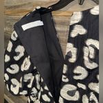 Hunter Bell  Leighton Blouse- Black and White cheetah print- Women's Top- size 4 Photo 3