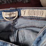 Indigo Rein jean short distressed Photo 8