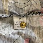 NWT! Women’s Fresh black tropical print sleeveless v Photo 4