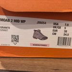 Merrell Moab 2 Mid Waterproof Hiking Boots Women's Size  7.5 Granite Photo 10