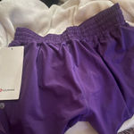 Lululemon  Shorts Hotty Hot 2.5" High-Rise Photo 0