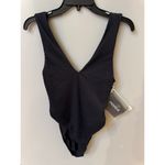 Montce Black Rib Kim One Photo 3