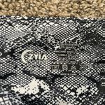 Zyia Women’s  Active Light n Tight Shiny Snakeskin Cropped Leggings Size 6-8 Photo 3