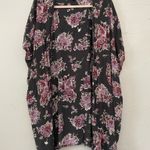 Francesca's Gray Floral Kimono Photo 0
