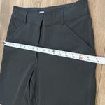 Nike Golf 10” Bermuda Black Pinstripe Stretch Shorts Size 4 Photo 7