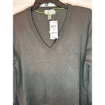 Melissa Paige Melissa‎ Paige Grey Vneck Sweater size L NWT Photo 1