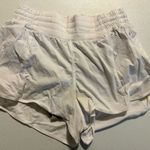 Lululemon  Hotty Hot High-Rise Short 2.5" in white size 6 Photo 0