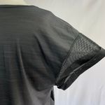 Reebok New  Active Velvet Print Mesh Front Short Sleeve T-Shirt Black Size Small Photo 15