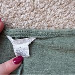 Caslon  Longsleeve Photo 1