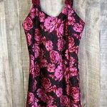 Floral Nightie with (Flaw) the strap is coming unsewn. Photo 0