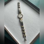 Seiko Ladies Wristwatch Two Tone Gold Tone Bracelet Style Vintage Photo 10