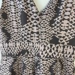Banana Republic 100% silk v-neck animal print dress women’s Size 8 Photo 5