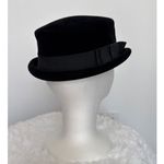 Vintage 50's French Black Velvet Cocktail Hat with Ribbon band retro veil style Photo 10