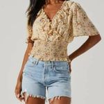 ASTR The Label Top Women's Size Small Cream Yellow V-Neck Pullover Boho Blouse Photo 0
