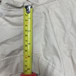 Old Navy  Khaki Color Everyday Mid-Rise Shorts Women’s Size 14 Photo 4