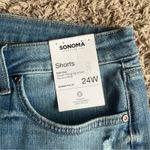 Sonoma NWT!  Distressed Light Wash Jean Short Size 24W Photo 2