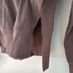 Athleta   Mission Hoodie Chocolate Size XXS Hi/ Lo with thumbhole Sculptek Fabric Photo 3