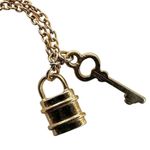 Gold tone lock and key charm chain bracelet Photo 1