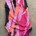 Nike Swimsuit One-Piece Women’s Photo 0