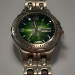 Used VGC BENRUS Green Dial Day Date Quartz Wristwatch Works great! New battery. Photo 0